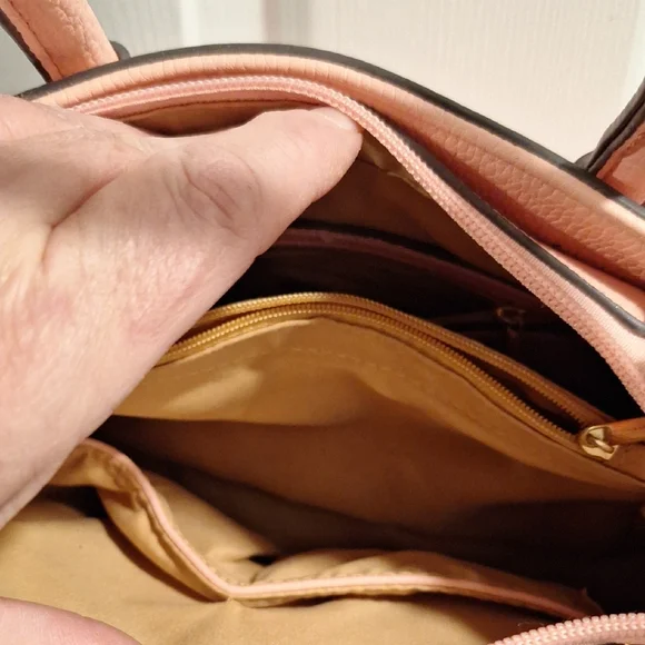 Michael Kors Blush Mini Bag - Picture 3 of 4